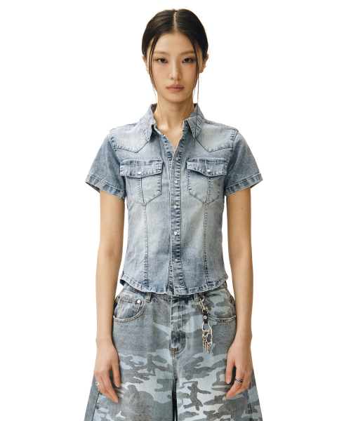 DECET WOMEN(デケット ウーマン)の「ウエスタンスリムデニムショートシャツ DCWSH002LBlueA(シャツ/ブラウス・レディース・その他・SMALL/MEDIUM)」の6枚目の写真