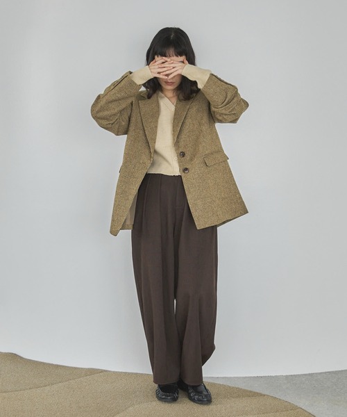 feepur(フェピュール)の「【ハンドウォッシャブル】ショートVカーディガン(カーディガン/ボレロ・レディース・ブラウン/杢グレー/アイボリー・MEDIUM)」の13枚目の写真