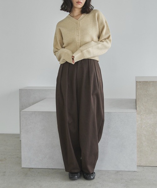 feepur(フェピュール)の「【ハンドウォッシャブル】ショートVカーディガン(カーディガン/ボレロ・レディース・ブラウン/杢グレー/アイボリー・MEDIUM)」の4枚目の写真