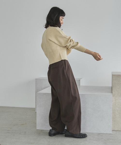 feepur(フェピュール)の「【ハンドウォッシャブル】ショートVカーディガン(カーディガン/ボレロ・レディース・ブラウン/杢グレー/アイボリー・MEDIUM)」の10枚目の写真