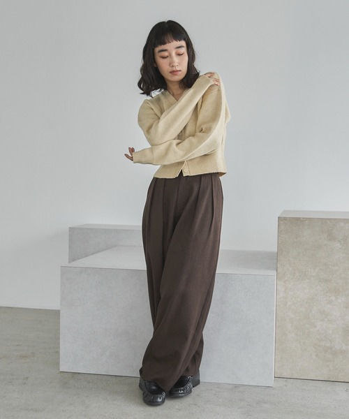 feepur(フェピュール)の「【ハンドウォッシャブル】ショートVカーディガン(カーディガン/ボレロ・レディース・ブラウン/杢グレー/アイボリー・MEDIUM)」の11枚目の写真