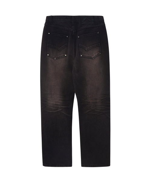UNGIMMICK(アンジミック)の「WASHED DENIM WORK PANTS (DEEP BROWN)(デニムパンツ・メンズ・その他・MEDIUM/LARGE)」の2枚目の写真