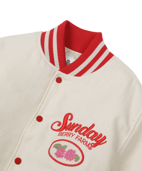 SUNDAY FRUIT MARKET(サンデーフルーツマーケット)の「W) BERRY FARM VARSITY JACKET IVORY(スタジャン・レディース・その他・SMALL/MEDIUM)」の3枚目の写真