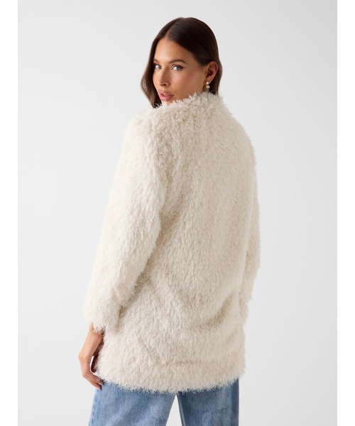 Guess（ゲス）の「ROSE V Neck Faux Fur Jacket カーディガン（カーディガン/ボレロ・レディース・マルーン/ホワイト系その他・SMALL/MEDIUM/X-SMALL）」の4枚目の写真