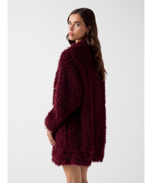 Guess（ゲス）の「ROSE V Neck Faux Fur Jacket カーディガン（カーディガン/ボレロ・レディース・マルーン/ホワイト系その他・SMALL/MEDIUM/X-SMALL）」の11枚目の写真