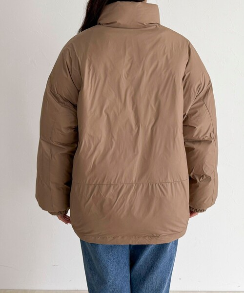 GEVACO（ゲバコ）の「【GEVACO/ゲバコ】ノンステッチミドル中綿ジャケット（ダウンジャケット/コート・レディース・ブラック/ベージュ/レッド/ブルー・38）」の16枚目の写真