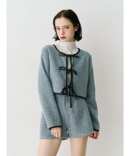 jouetie（ジュエティ）の「バイカラーツイードライクショートジャケット【セットアップ対応】（ノーカラージャケット・レディース・ピンク/ブルー/ブラック・MEDIUM）」の4枚目の写真