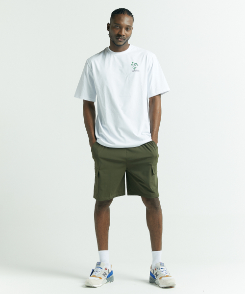 AINIFFON（アインイプオン）の「AIOグラフィックセミ半袖ホワイト（Tシャツ/カットソー・メンズ・ホワイト・X-LARGE/XX-LARGE/XXX-LARGE）」の3枚目の写真