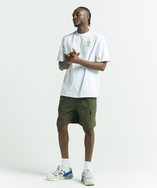 AINIFFON（アインイプオン）の「AIOグラフィックセミ半袖ホワイト（Tシャツ/カットソー・メンズ・ホワイト・X-LARGE/XX-LARGE/XXX-LARGE）」の4枚目の写真