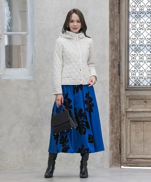 Viaggio Blu（ビアッジョブルー）の「ビッグフラワーフロッキースカート（スカート・レディース・ブルー系その他/オフホワイト・M/S/L/XS）」の11枚目の写真