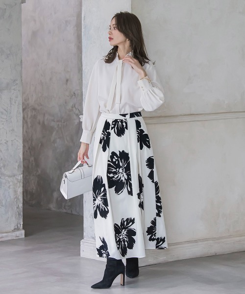 Viaggio Blu（ビアッジョブルー）の「ビッグフラワーフロッキースカート（スカート・レディース・ブルー系その他/オフホワイト・M/S/L/XS）」の18枚目の写真