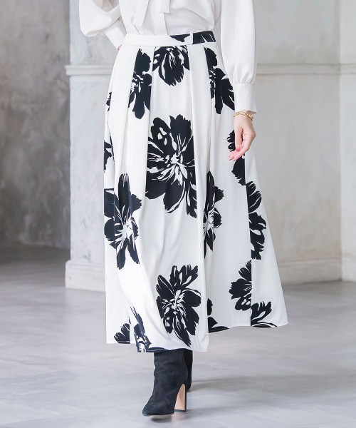 Viaggio Blu（ビアッジョブルー）の「ビッグフラワーフロッキースカート（スカート・レディース・ブルー系その他/オフホワイト・M/S/L/XS）」の14枚目の写真