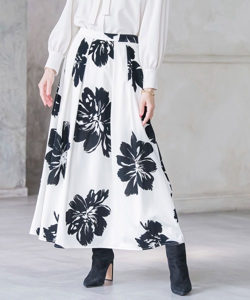 Viaggio Blu（ビアッジョブルー）の「ビッグフラワーフロッキースカート（スカート・レディース・ブルー系その他/オフホワイト・M/S/L/XS）」の15枚目の写真