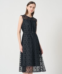 新品タグ付き！ANAYI リーフ幾何カットジャガードワンピース ANAYI（アナイ）の「リーフ幾何カットジャガード素材ワンピース