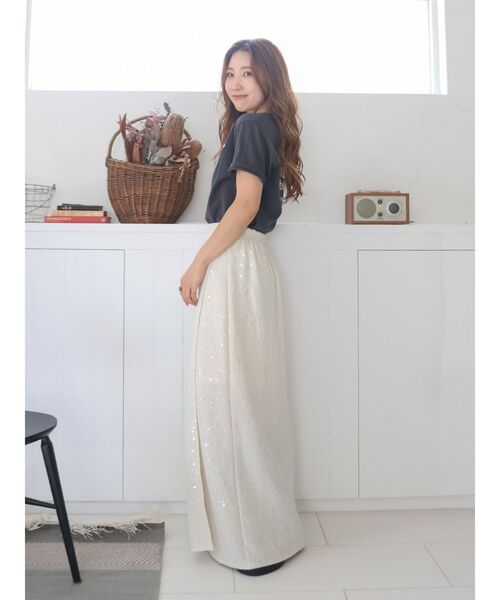 Ungrid（アングリッド）の「スパンコールラップスカート（スカート・レディース・オフホワイト/ブラック・FREE）」の18枚目の写真