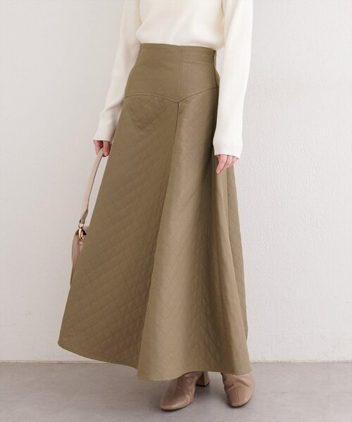 natural couture（ナチュラルクチュール）の「〈osono〉エンボスジャガードスカート（スカート・レディース・オフホワイト/モカ/ブラック・LARGE/MEDIUM）」の3枚目の写真