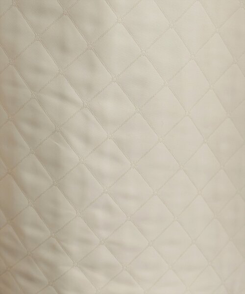 natural couture（ナチュラルクチュール）の「〈osono〉エンボスジャガードスカート（スカート・レディース・オフホワイト/モカ/ブラック・LARGE/MEDIUM）」の13枚目の写真