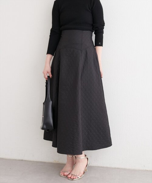 natural couture（ナチュラルクチュール）の「〈osono〉エンボスジャガードスカート（スカート・レディース・オフホワイト/モカ/ブラック・LARGE/MEDIUM）」の16枚目の写真