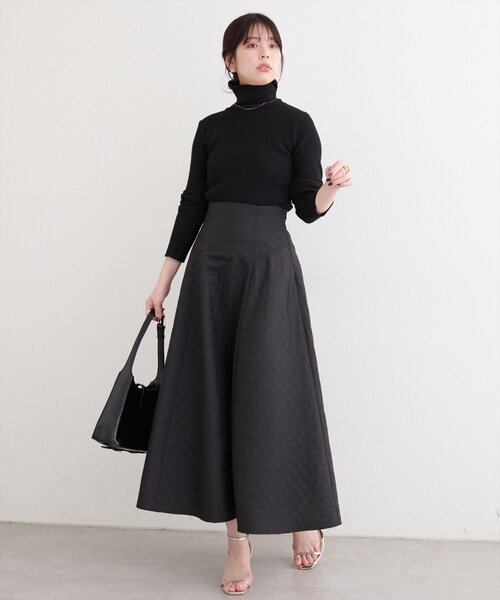 natural couture（ナチュラルクチュール）の「〈osono〉エンボスジャガードスカート（スカート・レディース・オフホワイト/モカ/ブラック・LARGE/MEDIUM）」の17枚目の写真