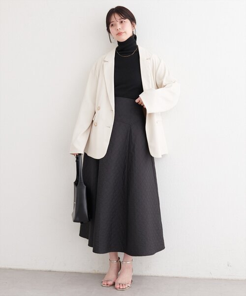 natural couture（ナチュラルクチュール）の「〈osono〉エンボスジャガードスカート（スカート・レディース・オフホワイト/モカ/ブラック・LARGE/MEDIUM）」の20枚目の写真