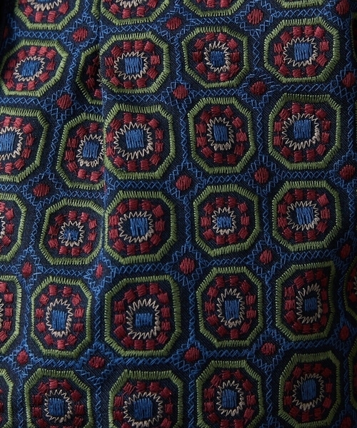Jocomomola（ホコモモラ）の「Escudos 幾何調総刺繍ブラウス［オケージョン/セレモニー］（シャツ/ブラウス・レディース・ベージュ/ネイビー・42/40）」の11枚目の写真