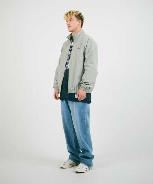 LMCの「OG SPORT TRACK JACKET gray（ナイロンジャケット・レディース・その他・S/M/L/XL）」の2枚目の写真