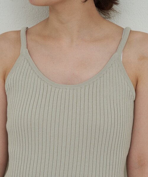 GALLARDAGALANTE(ガリャルダガランテ)の「【手洗い可】リブニットキャミソール(ニット/セーター・レディース・ベージュ/ブラック・FREE)」の7枚目の写真