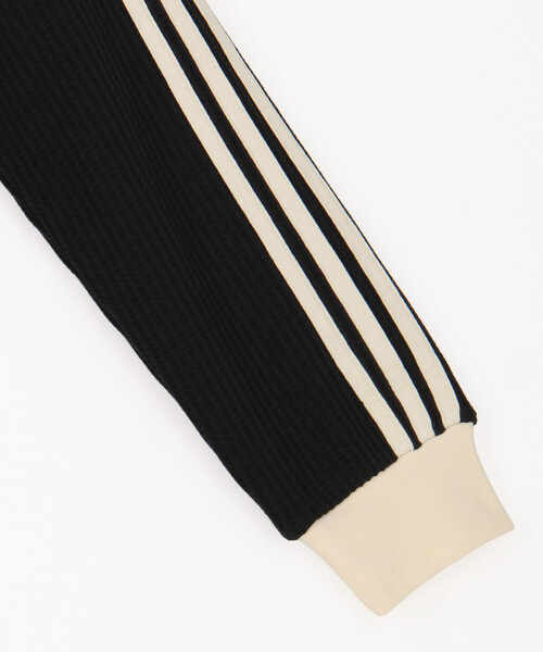 adidas(アディダス)の「adidas/アディダス WAFFLE TRACK TOP(ブルゾン・メンズ・オフホワイト/ブラック・MEDIUM/SMALL/LARGE/X-LARGE/X-SMALL)」の6枚目の写真