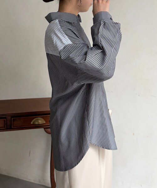 Chez toi（シェトワ）の「ストライプ後ろ切替ボタンシャツ（シャツ/ブラウス・レディース・ブラック/サックスブルー/グリーン・FREE）」の6枚目の写真