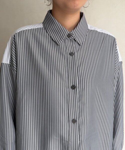 Chez toi（シェトワ）の「ストライプ後ろ切替ボタンシャツ（シャツ/ブラウス・レディース・ブラック/サックスブルー/グリーン・FREE）」の14枚目の写真