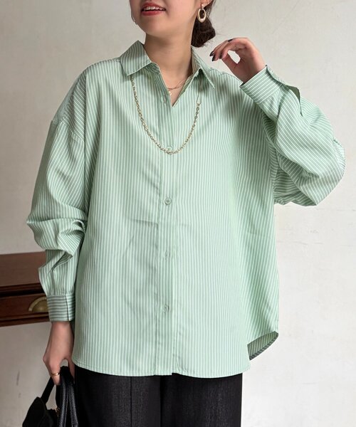 Chez toi（シェトワ）の「ストライプ後ろ切替ボタンシャツ（シャツ/ブラウス・レディース・ブラック/サックスブルー/グリーン・FREE）」の18枚目の写真