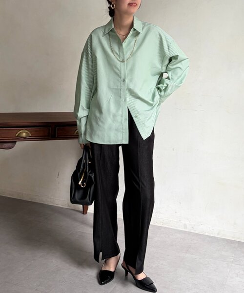 Chez toi（シェトワ）の「ストライプ後ろ切替ボタンシャツ（シャツ/ブラウス・レディース・ブラック/サックスブルー/グリーン・FREE）」の21枚目の写真