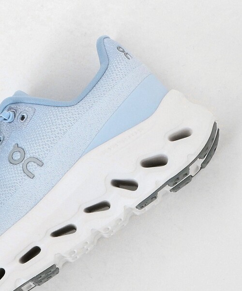 On（オン）の「＜On＞CLOUDTILT スニーカー（スニーカー・レディース・ライトブルー/ホワイト・24.5cm/23cm/23.5cm/24cm/25cm）」の11枚目の写真