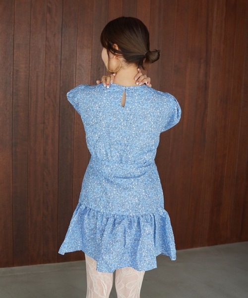 SANSeLF（サンセルフ）の「【SANSeLF】フラワープリントボリュームスリーブワンピース saw26s017（ワンピース・レディース・ブルー・FREE）」の13枚目の写真