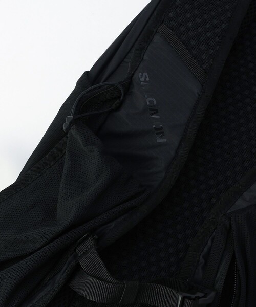 SALOMON（サロモン）の「SALOMON/サロモン XT10（バックパック/リュック・メンズ・ブラック・ONE SIZE）」の10枚目の写真