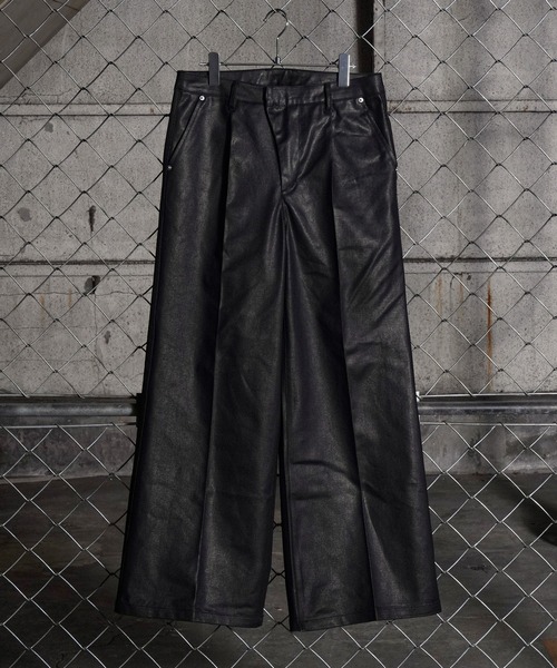 LANDNESS（ランドネス）の「【LANDNESS/ランドネス】COATED DENIM WIDE PANTS/コーティッドデニム ワイドパンツ（デニムパンツ・メンズ・ブラック・S/M/L）」の2枚目の写真