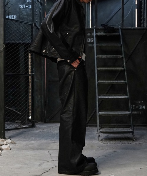 LANDNESS（ランドネス）の「【LANDNESS/ランドネス】COATED DENIM WIDE PANTS/コーティッドデニム ワイドパンツ（デニムパンツ・メンズ・ブラック・S/M/L）」の10枚目の写真