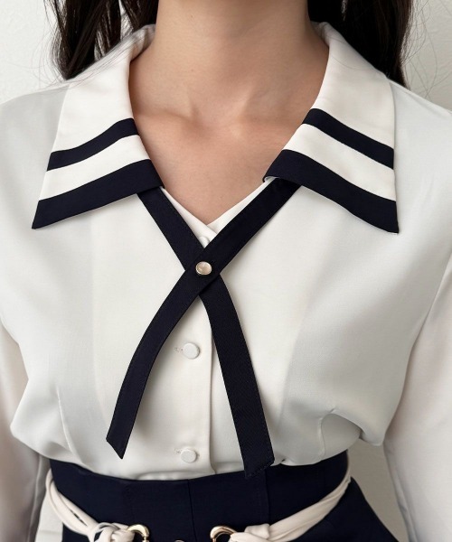 an another angelus（アンアナザーアンジェラス）の「クロスタイ付きバイカラーブラウス/fint フィント（シャツ/ブラウス・レディース・アイボリー/オフホワイト・FREE）」の13枚目の写真