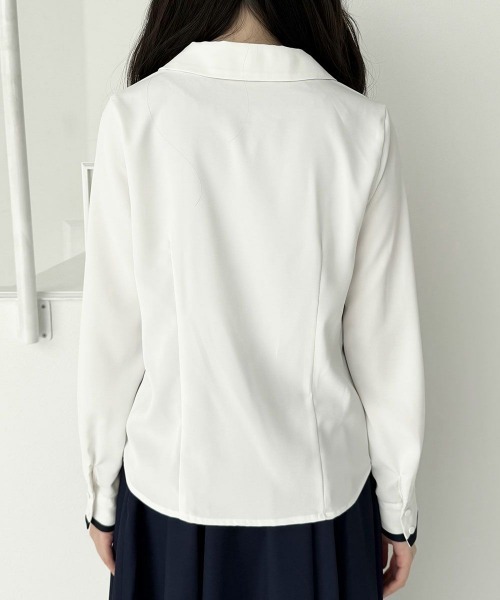 an another angelus（アンアナザーアンジェラス）の「クロスタイ付きバイカラーブラウス/fint フィント（シャツ/ブラウス・レディース・アイボリー/オフホワイト・FREE）」の4枚目の写真