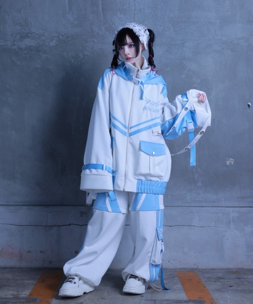 Amilige(アミリージュ)の「コウモリクロスバイカラージャージトップス(パーカー・レディース・ブラック×パープル/ブラック×ホワイト/ホワイト×ブルー・FREE)」の6枚目の写真