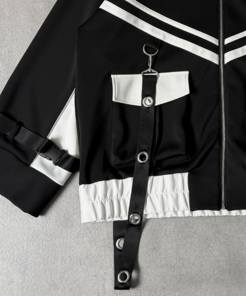 Amilige(アミリージュ)の「コウモリクロスバイカラージャージトップス(パーカー・レディース・ブラック×パープル/ブラック×ホワイト/ホワイト×ブルー・FREE)」の21枚目の写真