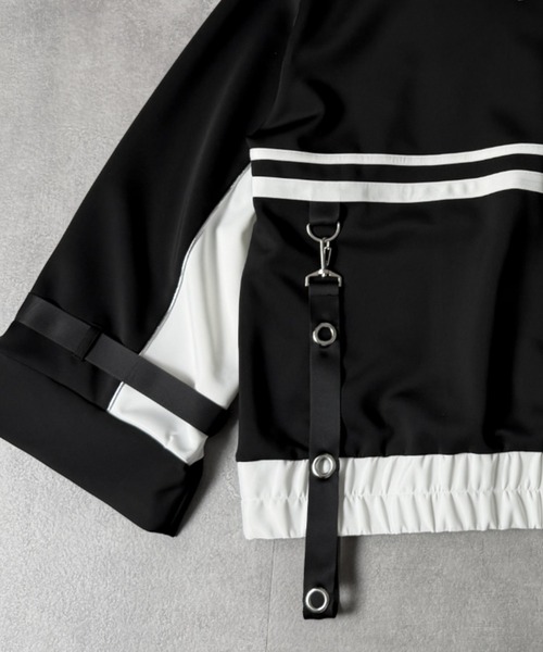 Amilige(アミリージュ)の「コウモリクロスバイカラージャージトップス(パーカー・レディース・ブラック×パープル/ブラック×ホワイト/ホワイト×ブルー・FREE)」の22枚目の写真