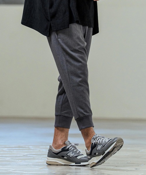 Magine(マージン)の「mp14657- TR Stretch Easy Rib Hem Cropped Tapered Pants クロップドテーパードパンツ(MGN-261-017)(その他パンツ・メンズ・チャコールグレー/ミックスグレー/ブラック・48/46/44)」の18枚目の写真
