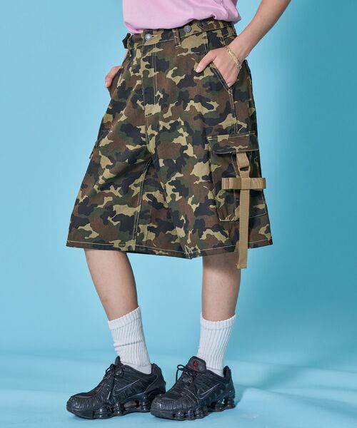 SEQUENZ(シークエンズ)の「※WEB限定 / リボンディテール / レディースリボンデニムショートパンツ / sqnz ribbon denim shorts(その他パンツ・レディース・サックスブルー/ブラック/その他1・LARGE/MEDIUM/SMALL)」の13枚目の写真