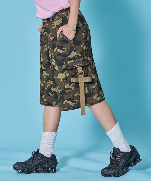 SEQUENZ(シークエンズ)の「※WEB限定 / リボンディテール / レディースリボンデニムショートパンツ / sqnz ribbon denim shorts(その他パンツ・レディース・サックスブルー/ブラック/その他1・LARGE/MEDIUM/SMALL)」の15枚目の写真