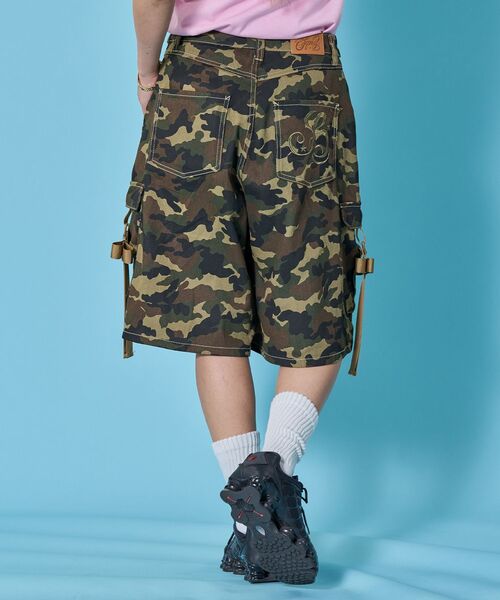 SEQUENZ(シークエンズ)の「※WEB限定 / リボンディテール / レディースリボンデニムショートパンツ / sqnz ribbon denim shorts(その他パンツ・レディース・サックスブルー/ブラック/その他1・LARGE/MEDIUM/SMALL)」の18枚目の写真