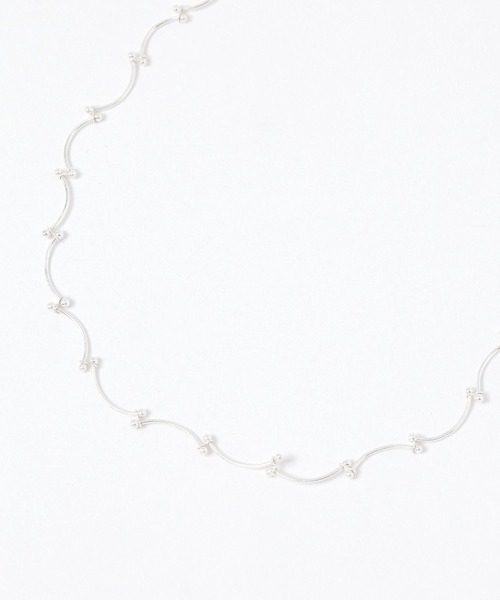 LEPSIM（レプシィム）の「デザインショートネックレス　647063（ネックレス・レディース・ゴールド/シルバー系その他/シルバー・ONE SIZE）」の2枚目の写真