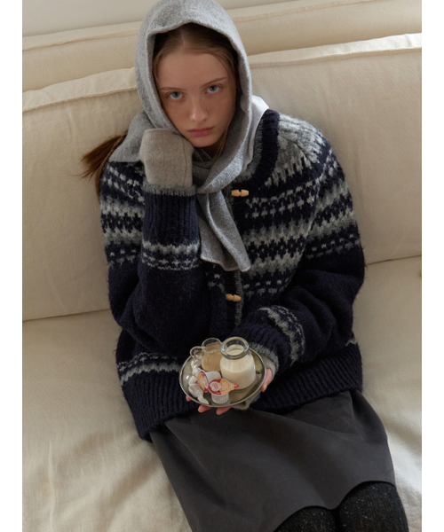 THEMITTEN(ザ・ミトン)の「Swed nordic cardigan (navy)(カーディガン/ボレロ・レディース・その他・FREE)」の1枚目の写真