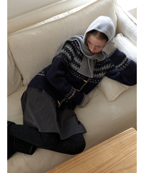 THEMITTEN(ザ・ミトン)の「Swed nordic cardigan (navy)(カーディガン/ボレロ・レディース・その他・FREE)」の2枚目の写真