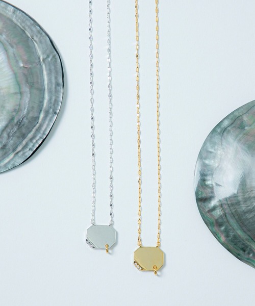 LAPUIS(ラピュイ)の「LAPUIS(ラピュイ)Bijou Plate necklace(ネックレス・レディース・ゴールド/マルチ・FREE)」の11枚目の写真